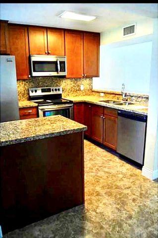 5926 Coral Lake Drive 302, Margate, FL 33063