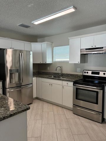 1409 WISHING WELL WAY, Tampa, FL 33619