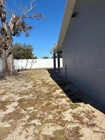 1409 WISHING WELL WAY, Tampa, FL 33619