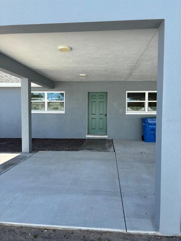 1409 WISHING WELL WAY, Tampa, FL 33619