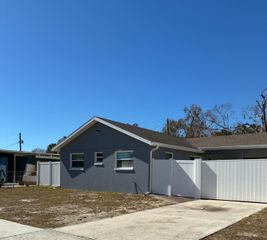 1409 WISHING WELL WAY, Tampa, FL 33619
