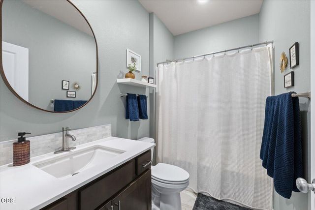3281 Broken Top Way, Medford, OR 97504