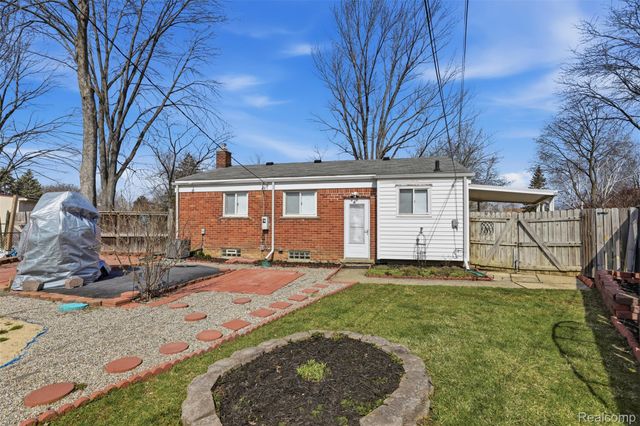 31651 Grant Street, Wayne, MI 48184