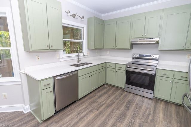 19 Gatehouse Lane, Greensboro, NC 27407