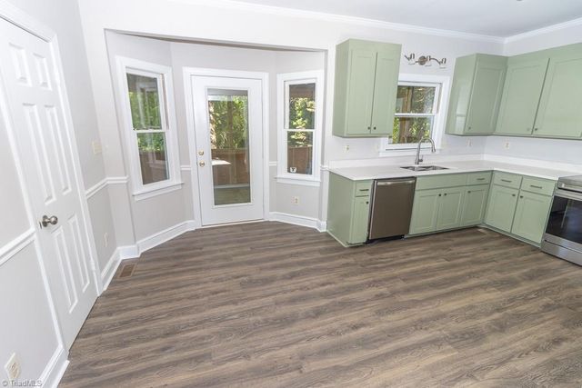 19 Gatehouse Lane, Greensboro, NC 27407
