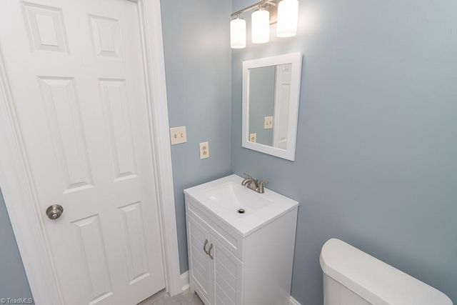 19 Gatehouse Lane, Greensboro, NC 27407
