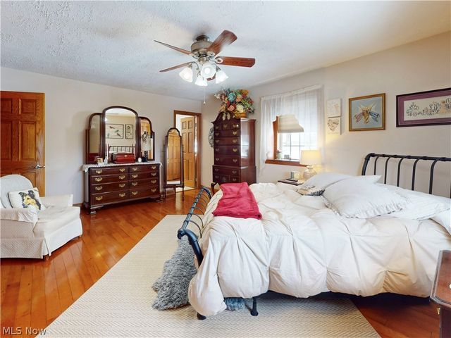 4804 White Oaks Drive, Steubenville, OH 43953