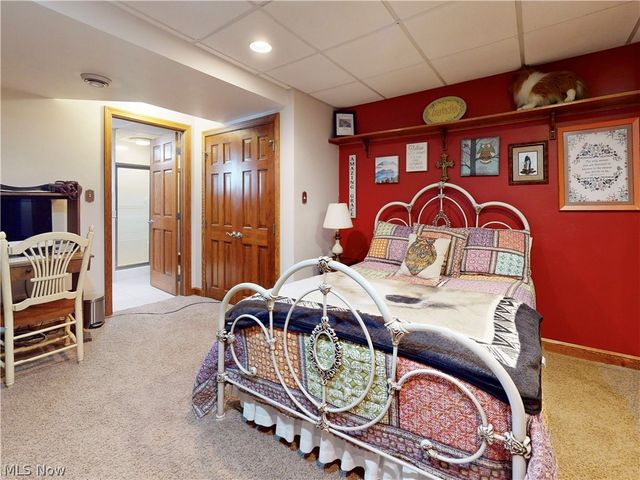 4804 White Oaks Drive, Steubenville, OH 43953