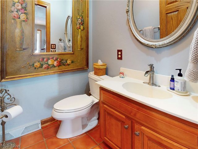 4804 White Oaks Drive, Steubenville, OH 43953