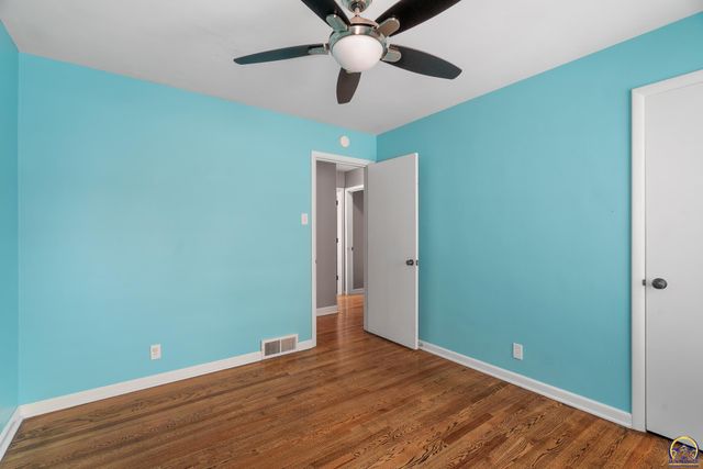 1530 SW Wayne AVE, Topeka, KS 66604