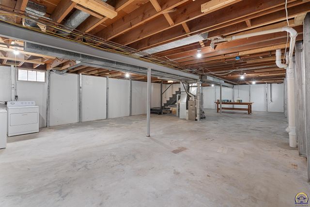 1530 SW Wayne AVE, Topeka, KS 66604