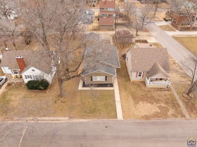 1530 SW Wayne AVE, Topeka, KS 66604