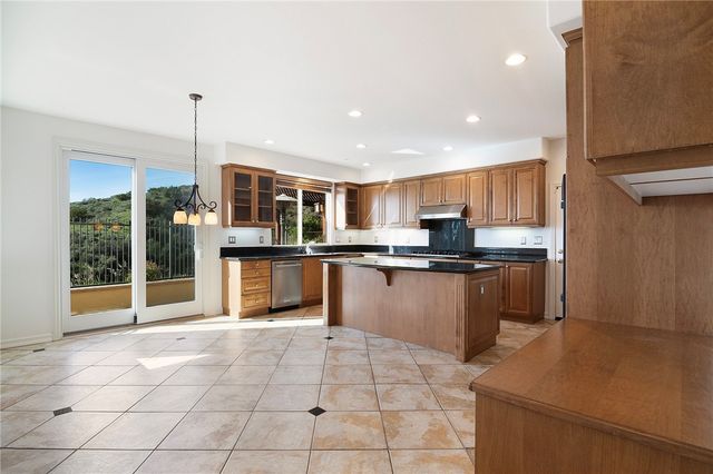 3429 Castleman Lane, Burbank, CA 91504