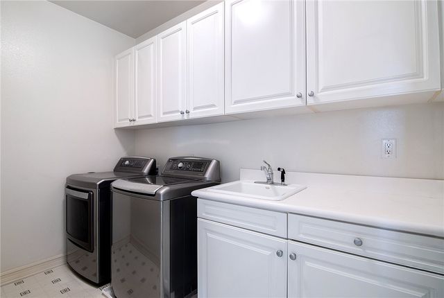 3429 Castleman Lane, Burbank, CA 91504