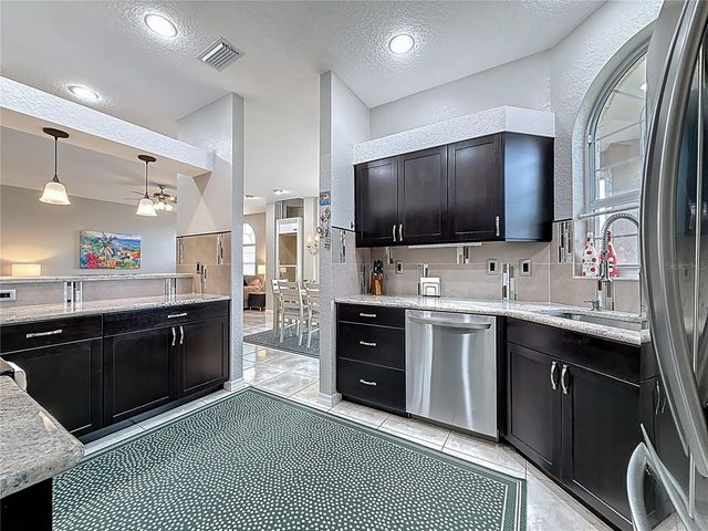 8630 SWEET MAGNOLIA PLACE, Seminole, FL 33777