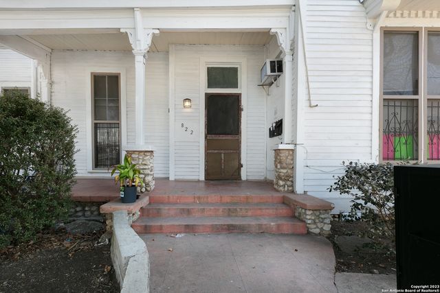 822 E Carson St Apt 4, San Antonio, TX 78208