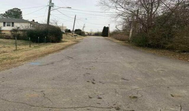 37 6Th ST, Fieldale, VA 24089