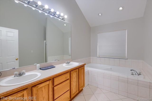 3394 Baltour Drive, Richfield Township, MI 48423