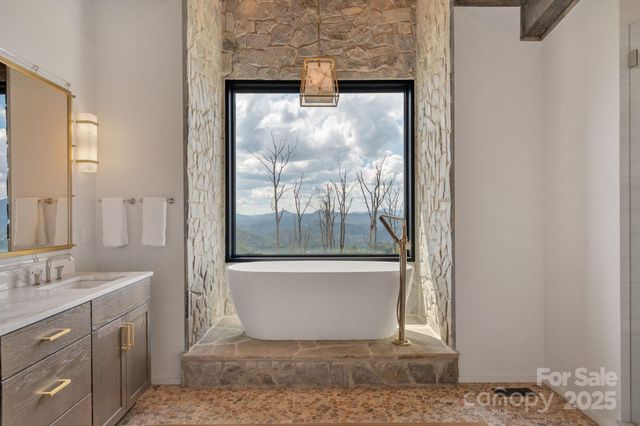 294 Silver Eagle Trail, Banner Elk, NC 28604