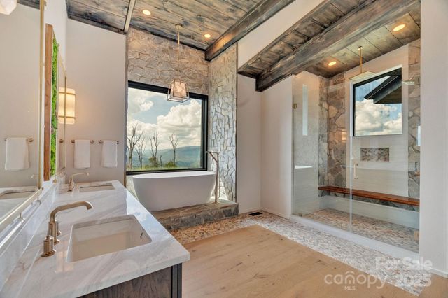 294 Silver Eagle Trail, Banner Elk, NC 28604