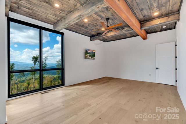 294 Silver Eagle Trail, Banner Elk, NC 28604