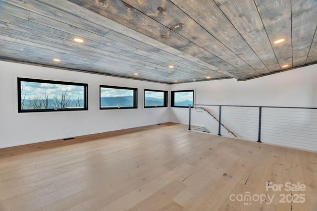 294 Silver Eagle Trail, Banner Elk, NC 28604