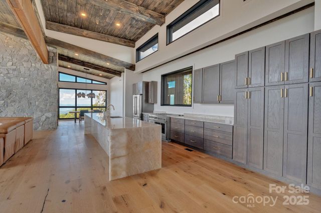 294 Silver Eagle Trail, Banner Elk, NC 28604