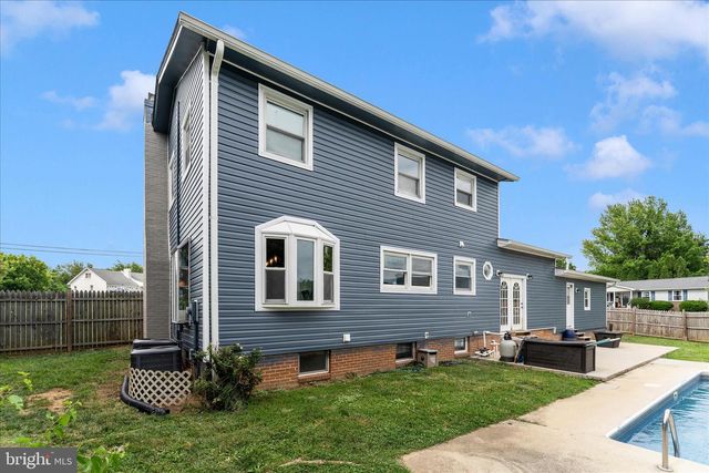 301 LANAFIELD DR, Boonsboro, MD 21713