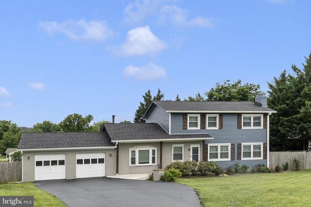 301 LANAFIELD DR, Boonsboro, MD 21713
