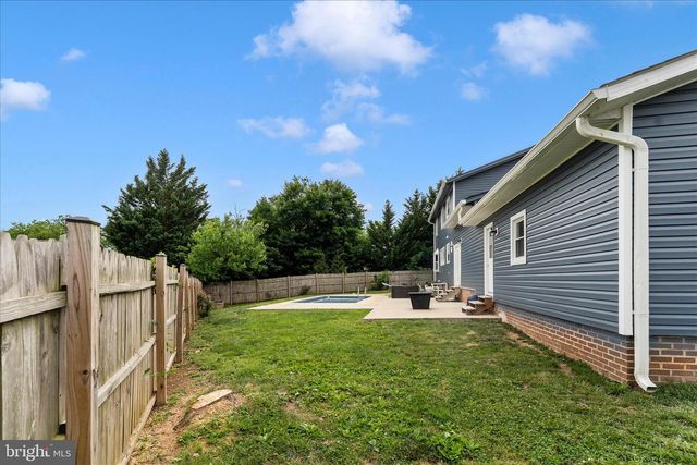301 LANAFIELD DR, Boonsboro, MD 21713
