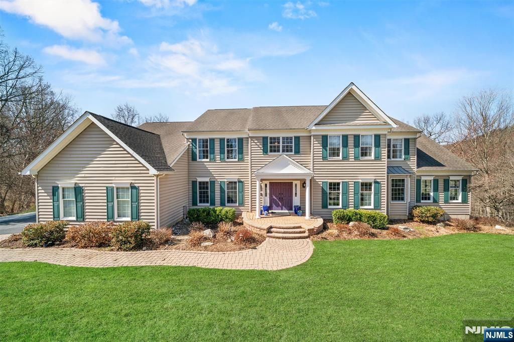20 Morgan Drive, Sparta, NJ 07871