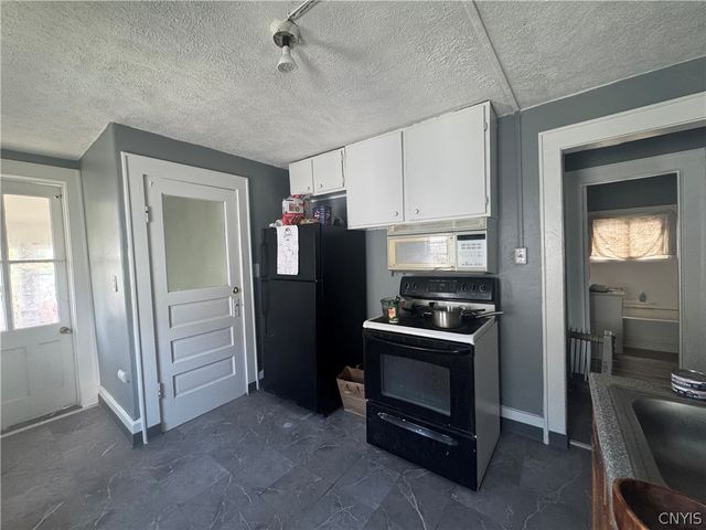 213 Freeman Avenue, Geddes, NY 13209