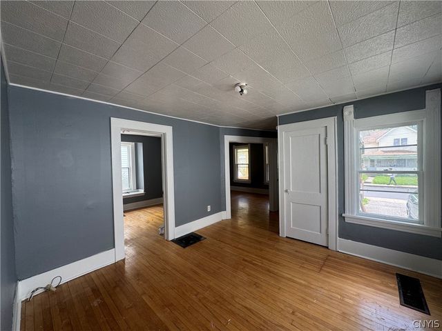 213 Freeman Avenue, Geddes, NY 13209