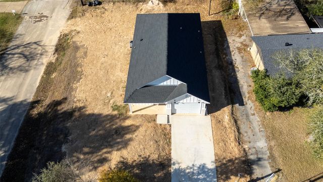 307 S Langham Street, Troup, TX 75789