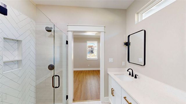 307 S Langham Street, Troup, TX 75789