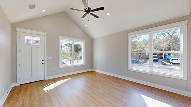 307 S Langham Street, Troup, TX 75789