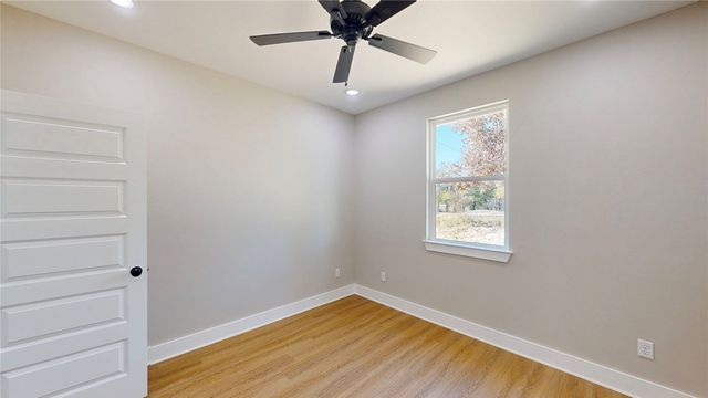 307 S Langham Street, Troup, TX 75789