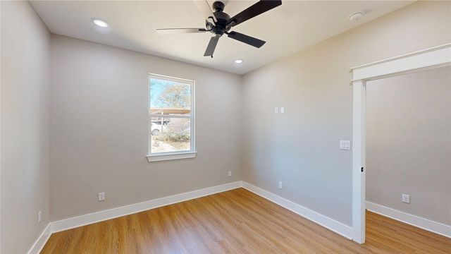 307 S Langham Street, Troup, TX 75789