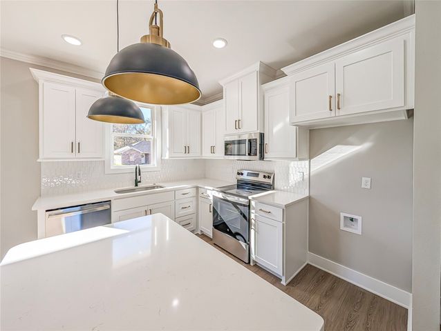 307 S Langham Street, Troup, TX 75789