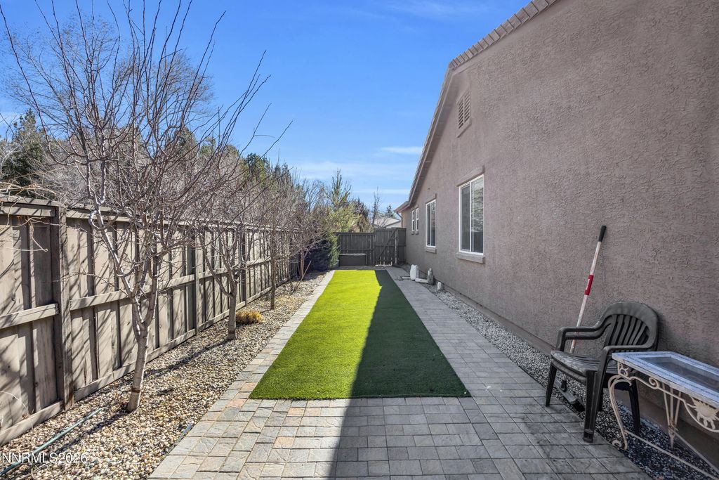 Image 32 of property listing at 531 Martingale Court, Reno, NV 89521
