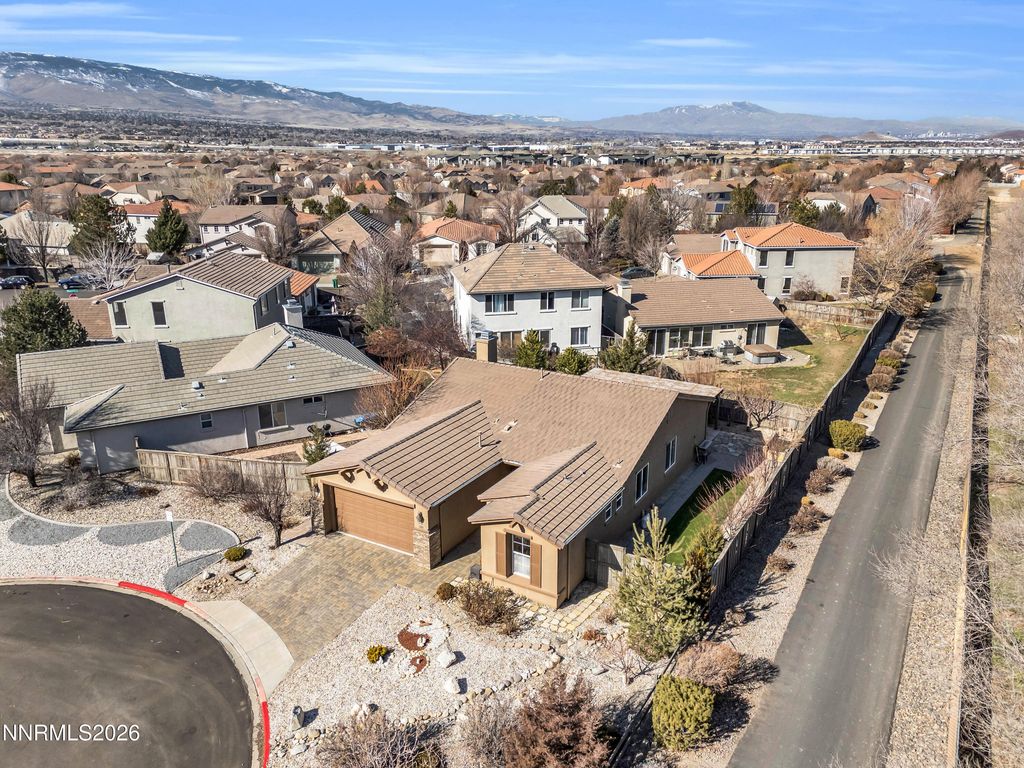 Image 34 of property listing at 531 Martingale Court, Reno, NV 89521