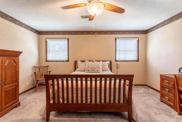 7 Winnebago Drive, Cherokee Village, AR 72529