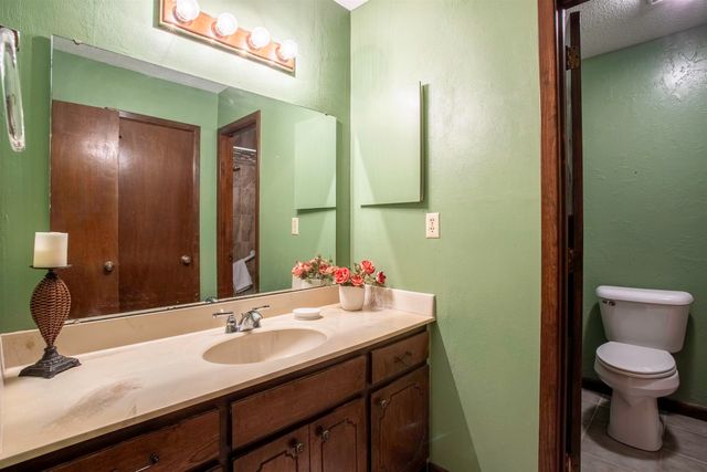 7 Winnebago Drive, Cherokee Village, AR 72529