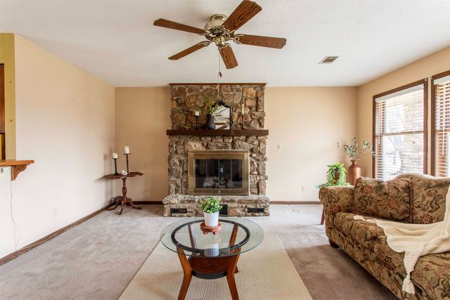 7 Winnebago Drive, Cherokee Village, AR 72529