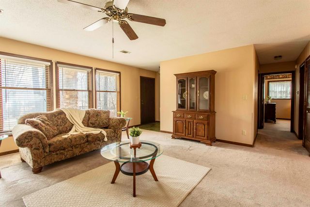 7 Winnebago Drive, Cherokee Village, AR 72529