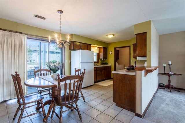 7 Winnebago Drive, Cherokee Village, AR 72529