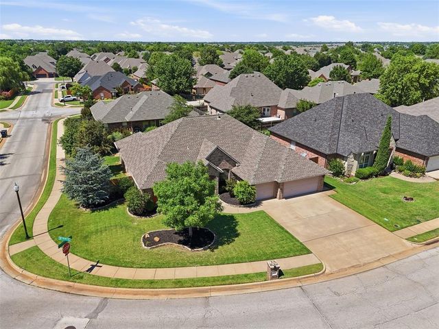 1713 NW 182nd Street, Edmond, OK 73012