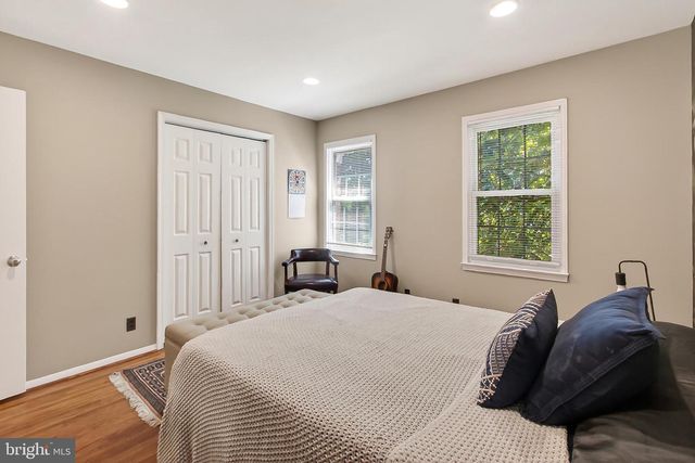 7611 TIVERTON DR, Springfield, VA 22152