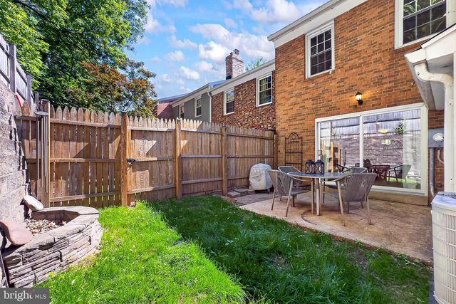 7611 TIVERTON DR, Springfield, VA 22152