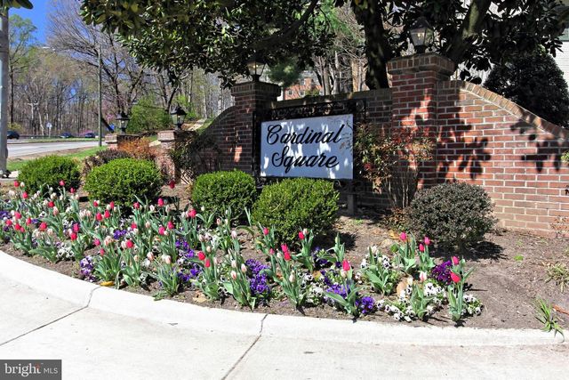 7611 TIVERTON DR, Springfield, VA 22152